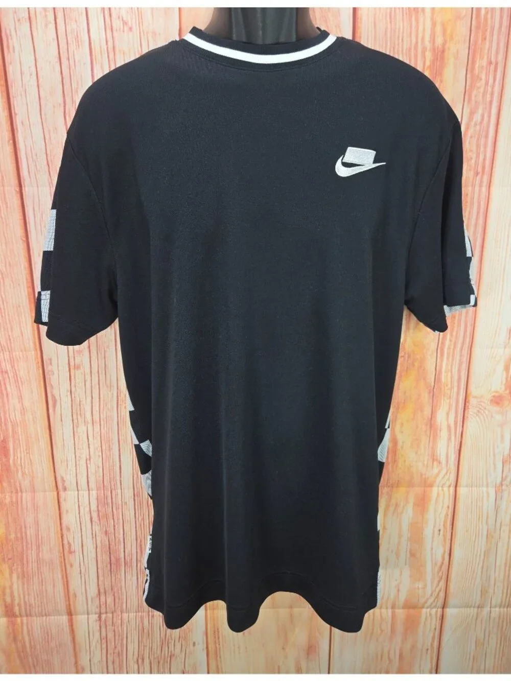 Nike Mens NSW Black Checkered T-Shirt Small